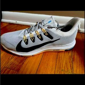 Mens Nike Running Sneakers size 13
